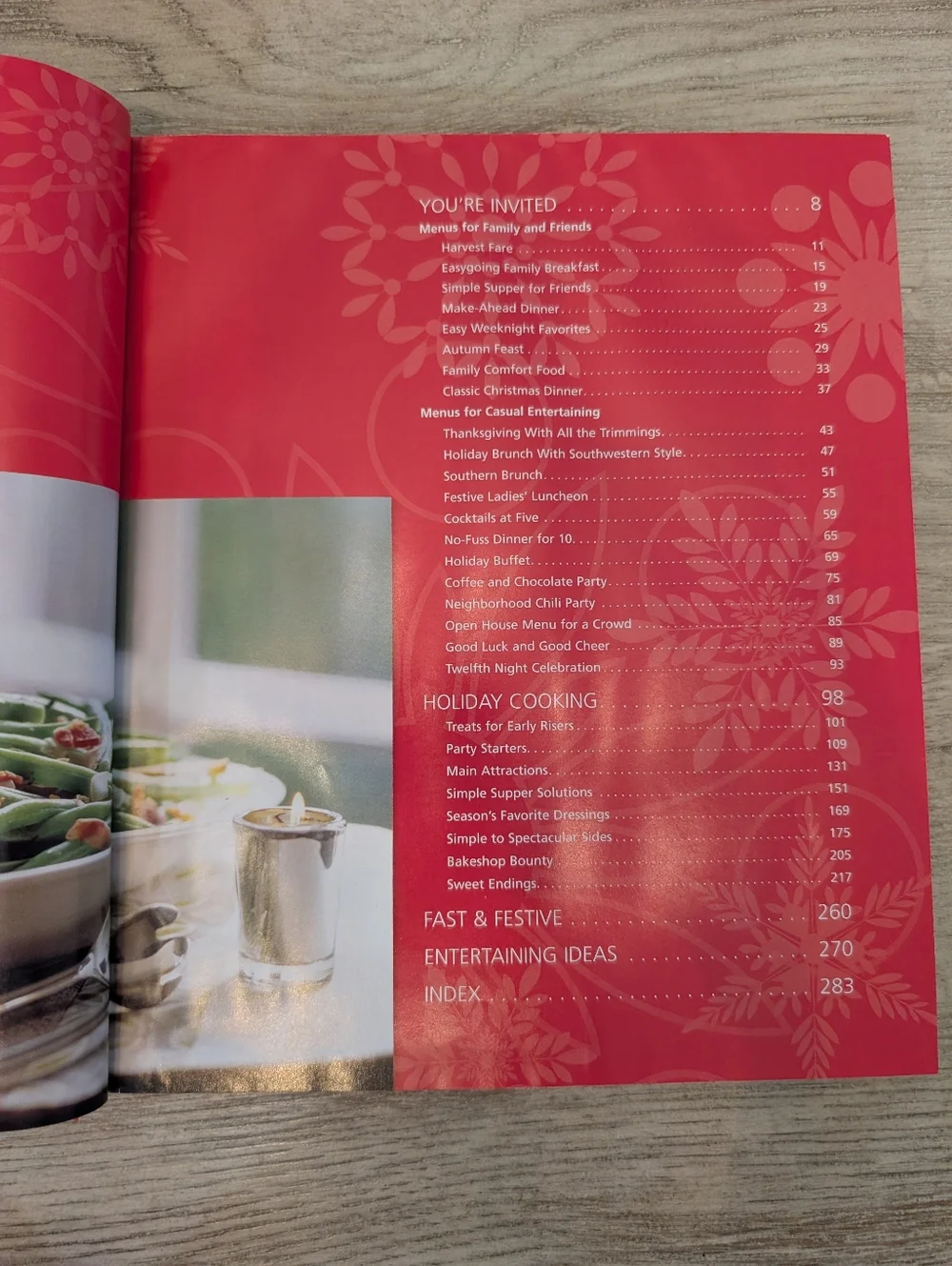 Southern Living Christmas Cookbook presented exclusively by‎ Dillard's Hardback